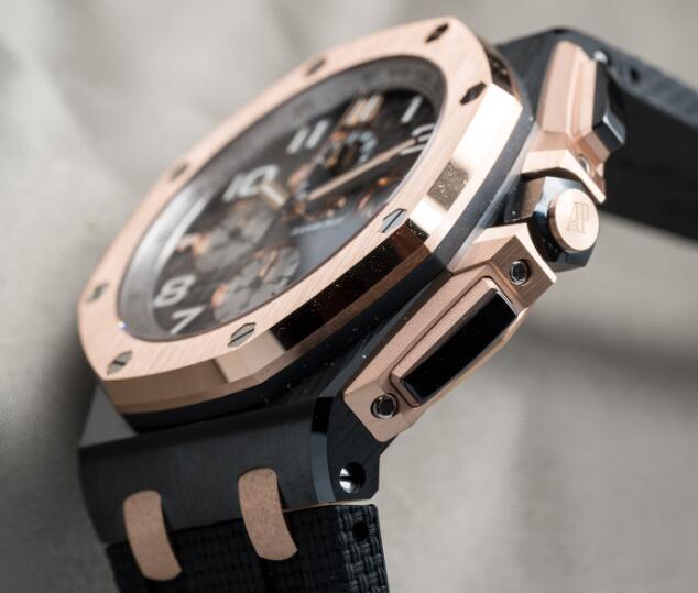 The UK Perfect Audemars Piguet Royal Oak Offshore replica watches on the wrist